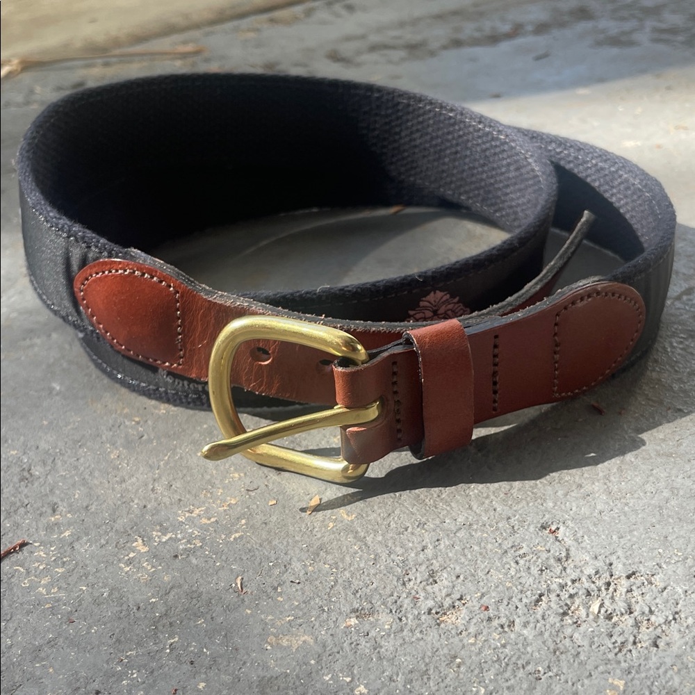 Handmade Essex CT top grain lmt size 40 Men's Black and Brown Belt Monterey CC